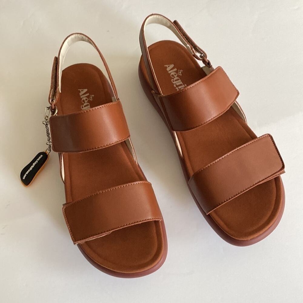 👉 Algeria by PG Lite Women’s Leather Sandal Size 12M US